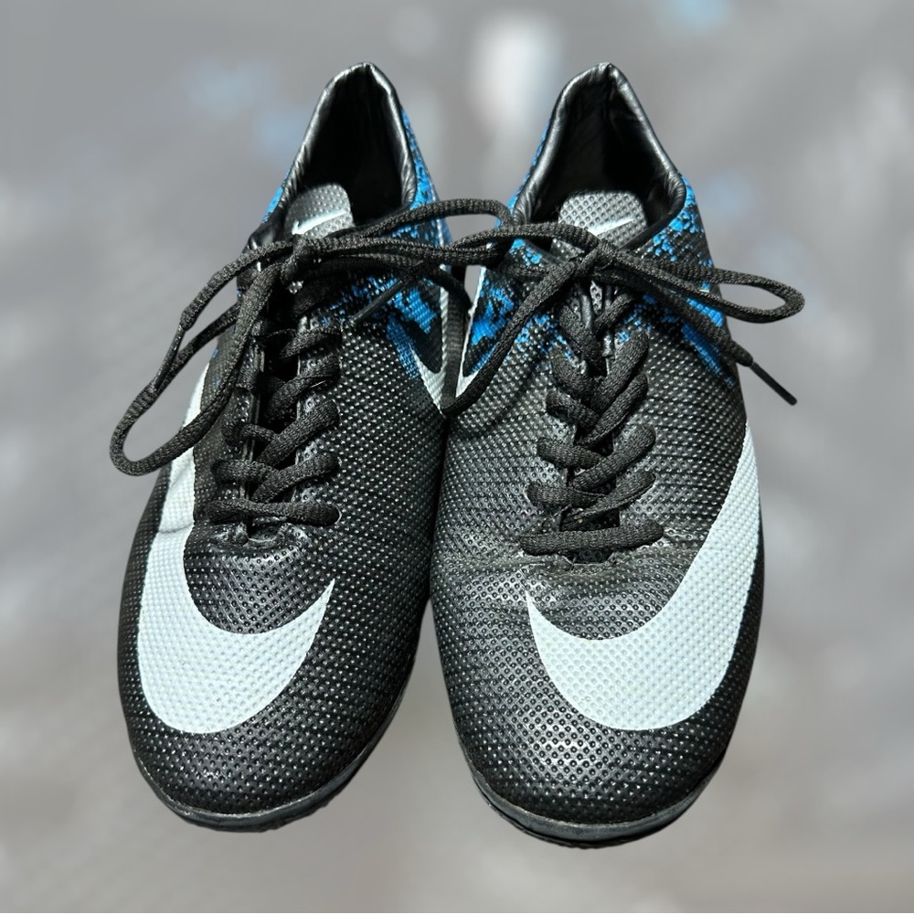 Nike CR7 Mercurial Black/ Blue Boy’s Indoor Soccer Cleats Size 5.5